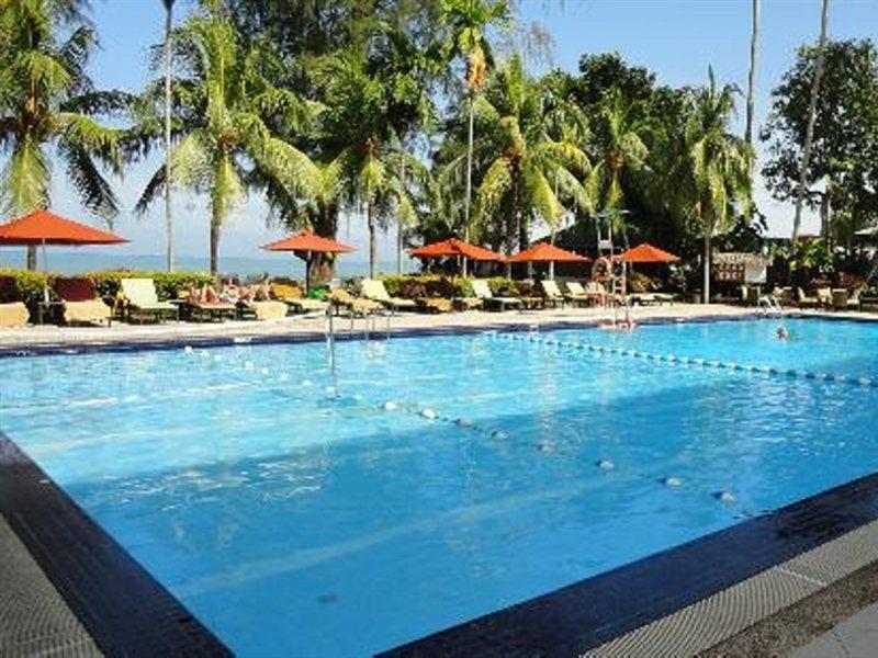 Holiday Inn Resort Penang บาตูเฟอริงกี ภายนอก รูปภาพ